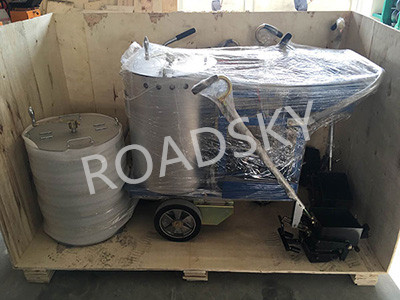 RS-1 Thermoplastic Road Marking Machine Packing