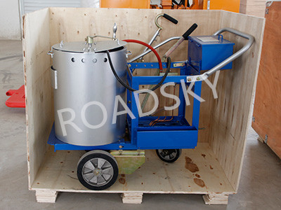 RS-1 Thermoplastic Road Marking Machine Packing