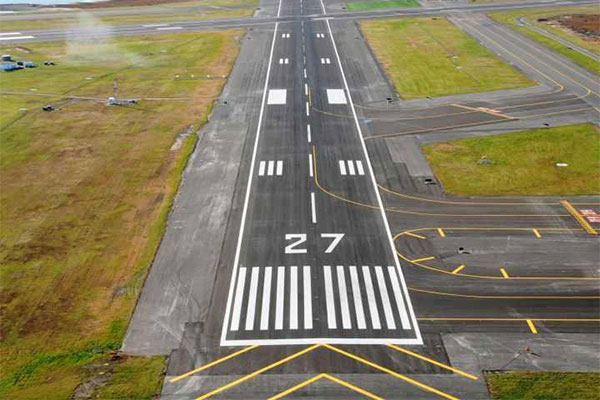 Application of thermoplastic road marking paint on airport