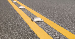 Yellow Thermoplastic Road Marking Paint