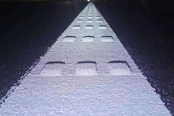Glass Beads in Road Markings: Explained Guide