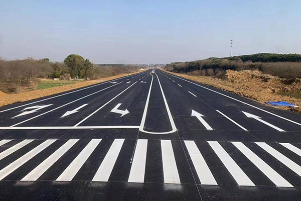 What Are the Machines Used in Road Marking?